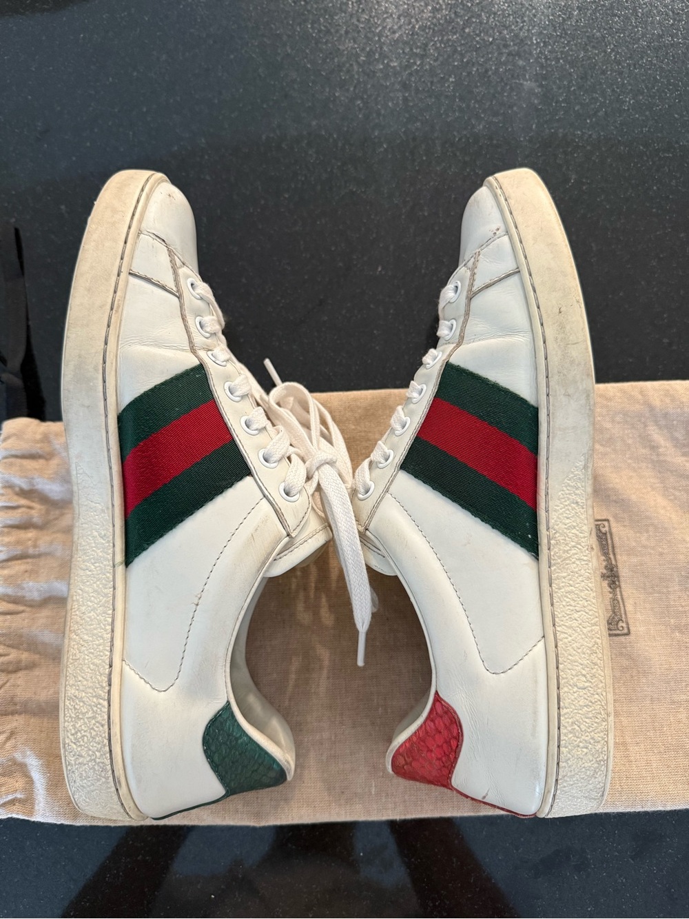 Gucci White Leather Sneakers with Red & Green and Gold Bee - Picture 2 of 8